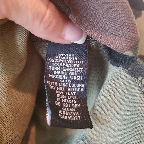 Anthropologie Sanctuary Camouflage Crewneck Chest Pocket Shirt Top - Picture 7 of 8